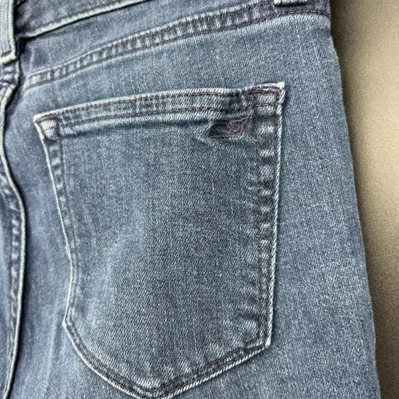 Vineyard Vines - Size 2 - Blue Skinny Jeans - Picture 6 of 9